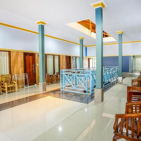 Oyo 1322 Mentari Homestay Gili Trawangan Exterior foto